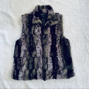 Faux fur vest - size small